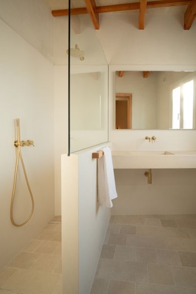 Elegant Bathrooms